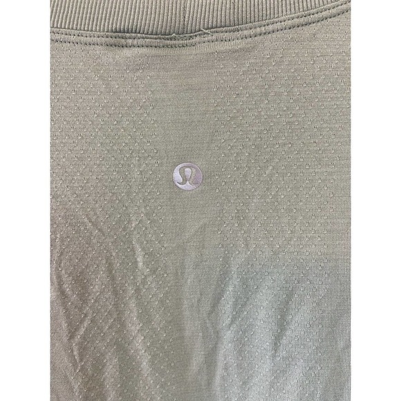lululemon scuba light green t shirt - Picture 4 of 6